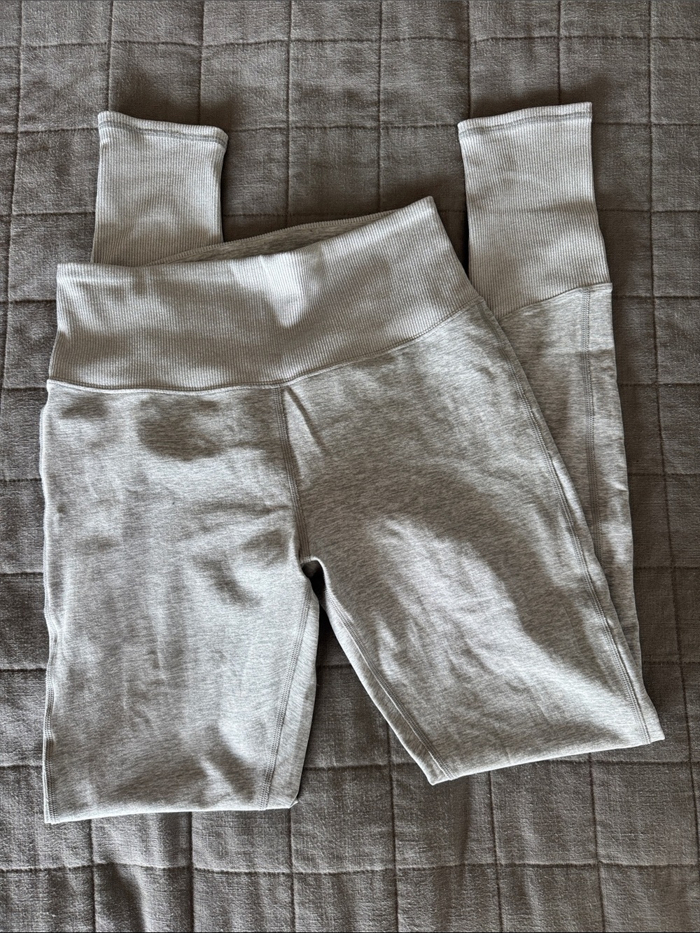 ALO Yoga Women’s Heather Gray High-Rise Leggings